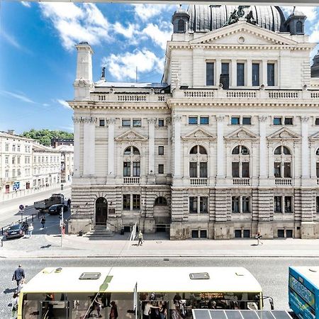 Opera House Apartment 2 Lviv Kültér fotó