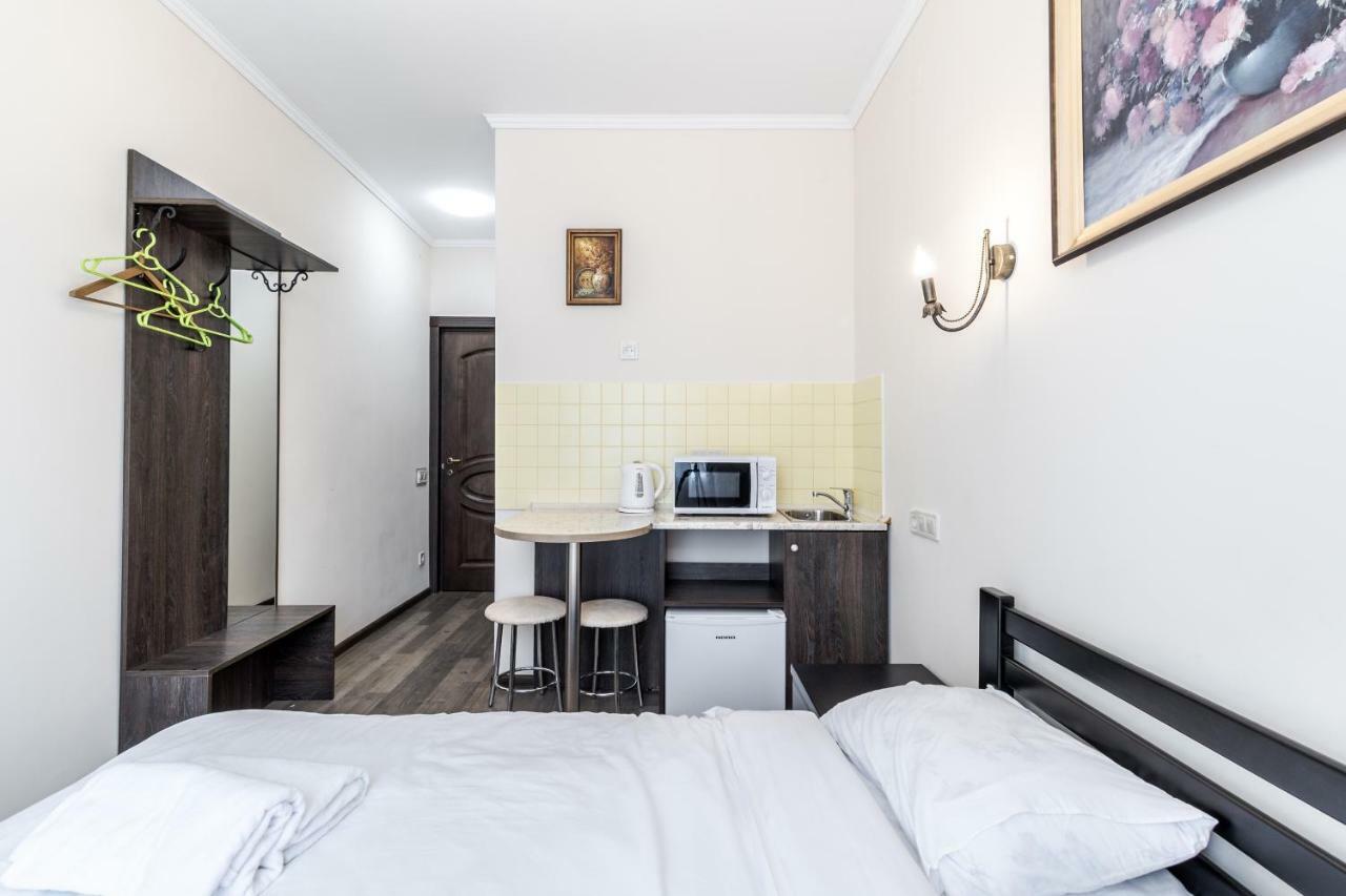Opera House Apartment 2 Lviv Kültér fotó