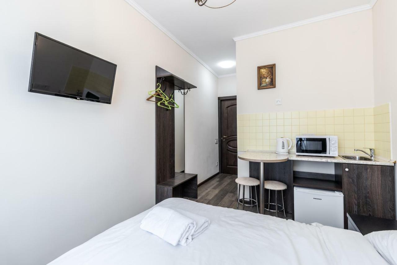 Opera House Apartment 2 Lviv Kültér fotó