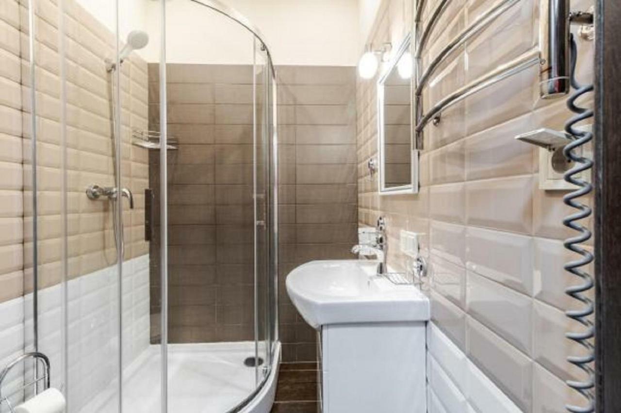 Opera House Apartment 2 Lviv Kültér fotó